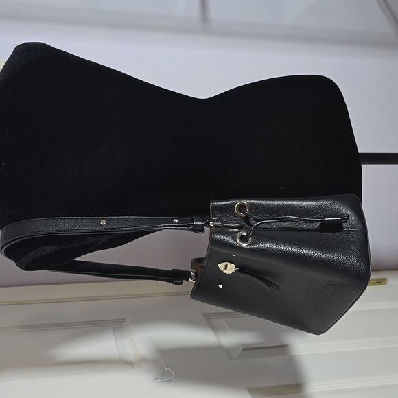 Kate Spade Bucket Bag - Picture 3 of 16